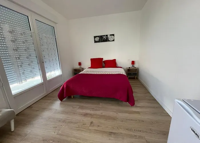 Nyaraló O' Li Douillet *