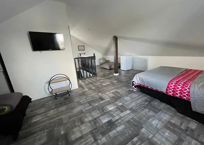 O' Li Douillet Nyaraló *