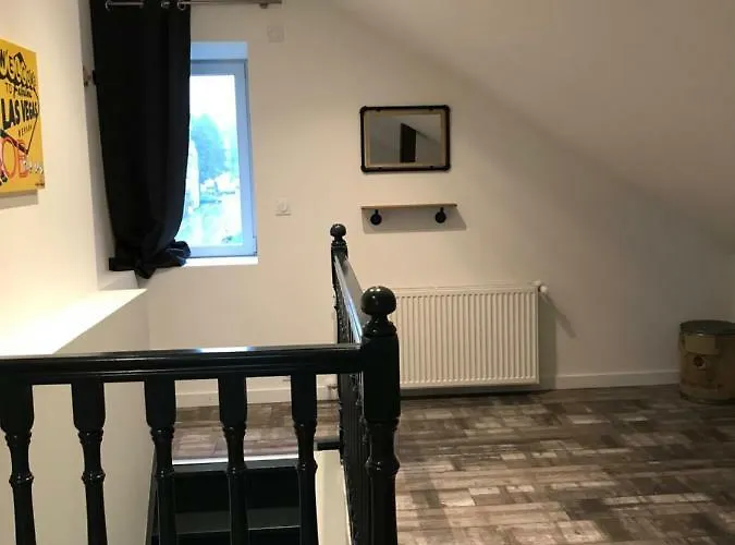 O' Li Douillet Nyaraló *